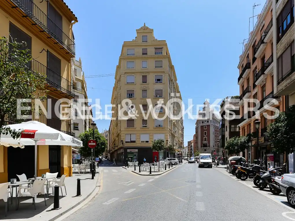 Außenansicht von Dachboden zum Verkauf in Valencia mit Klimaanlage, Heizung und Parkett