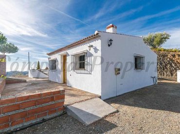 Maison avec piscine à vendre à Sayalonga