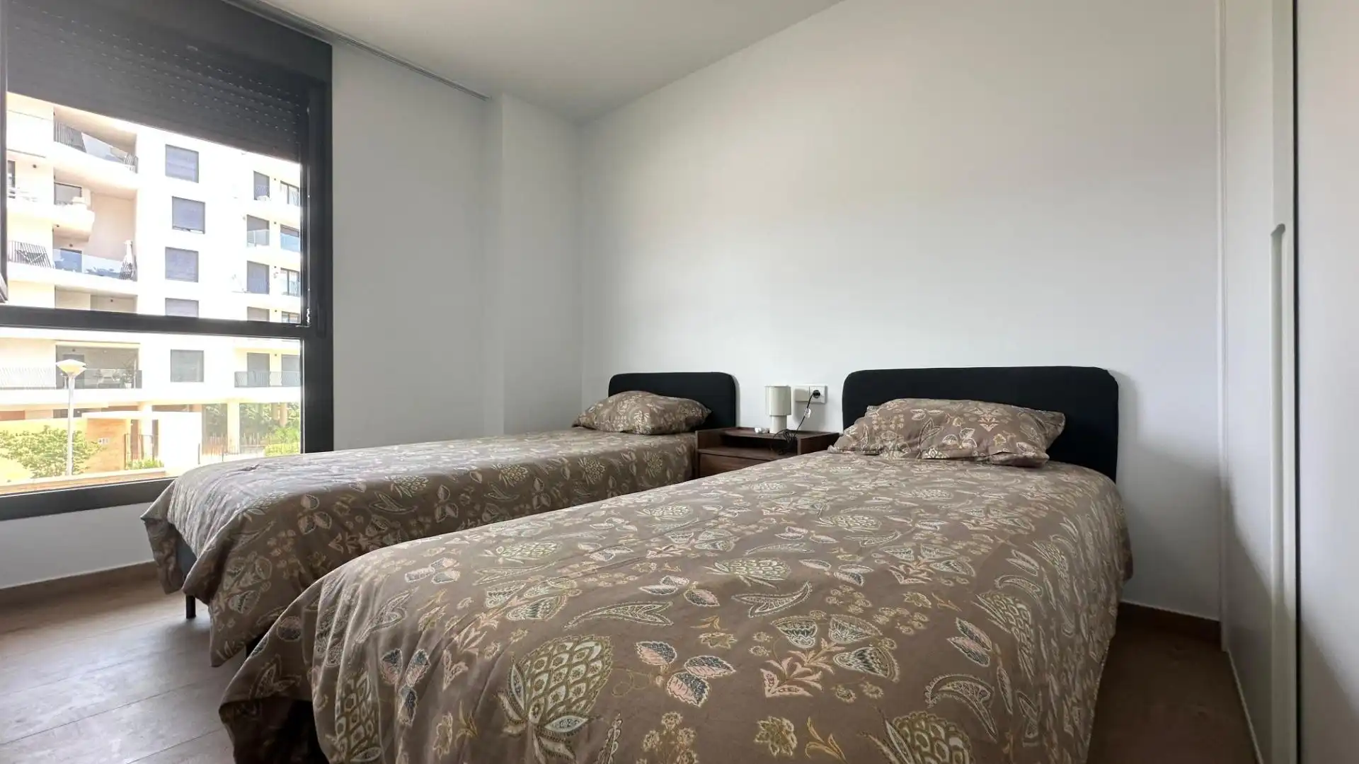 Habitación de Apartamento de alquiler en Villajoyosa / La Vila Joiosa con Aire acondicionado, Terraza y Amueblado