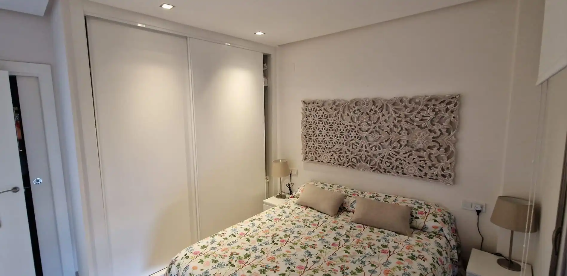 Habitación de Ático de alquiler en Elche / Elx con Aire acondicionado, Terraza y Amueblado