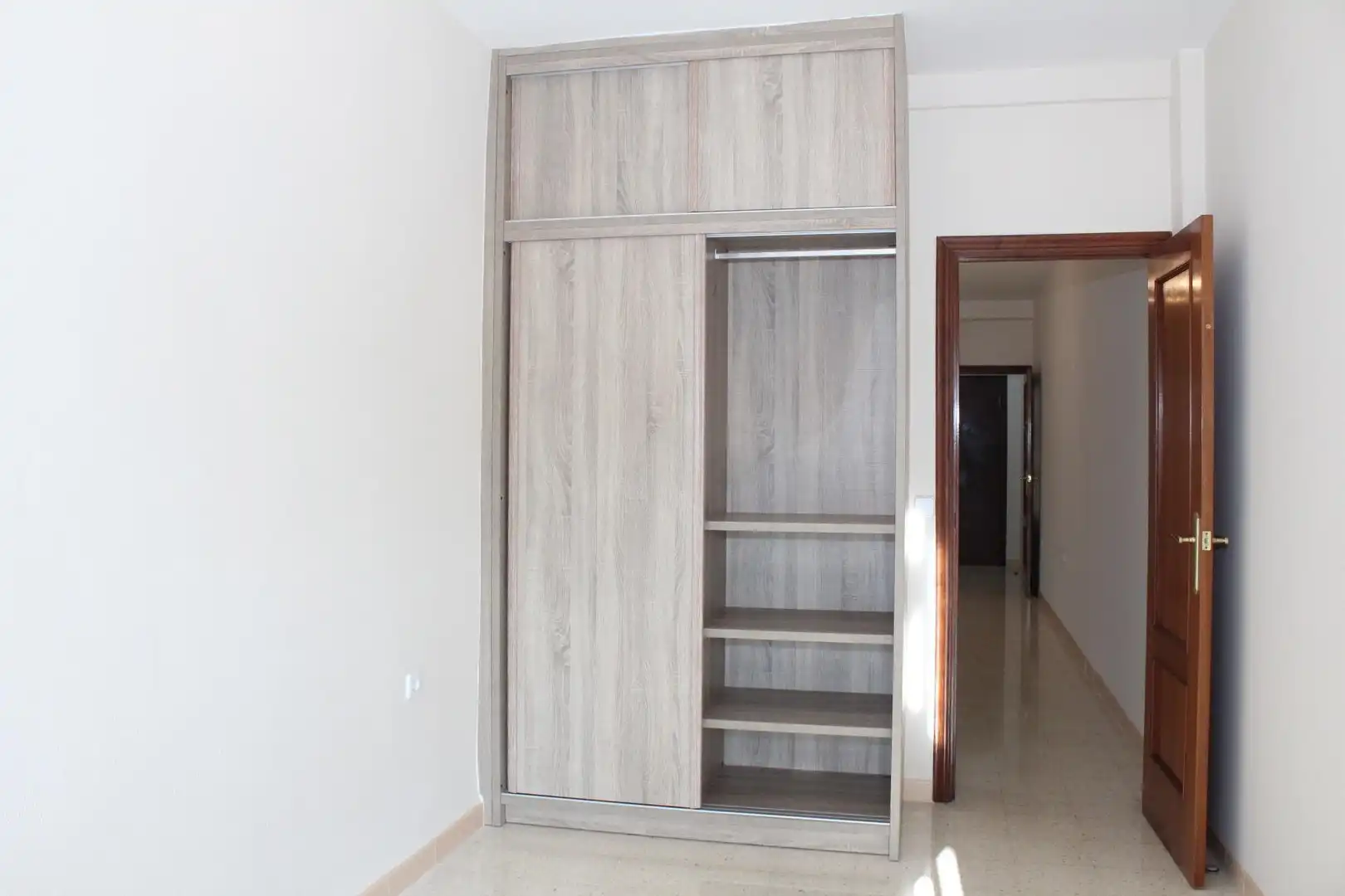 Habitación de Piso de alquiler en Sevilla con Aire acondicionado, Terraza y Amueblado