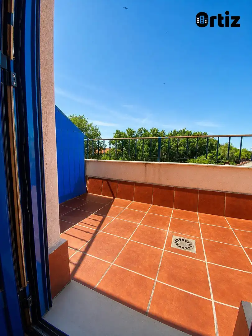 Terrasse von Dachboden zum Verkauf in Alovera mit Heizung, Terrasse und Abstellraum