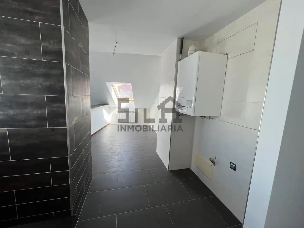Attic for sale in O Carballiño