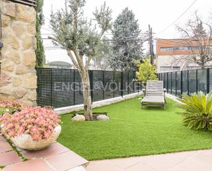 Terrassa de Casa o xalet en venda en  Madrid Capital amb Aire condicionat, Calefacció i Jardí privat