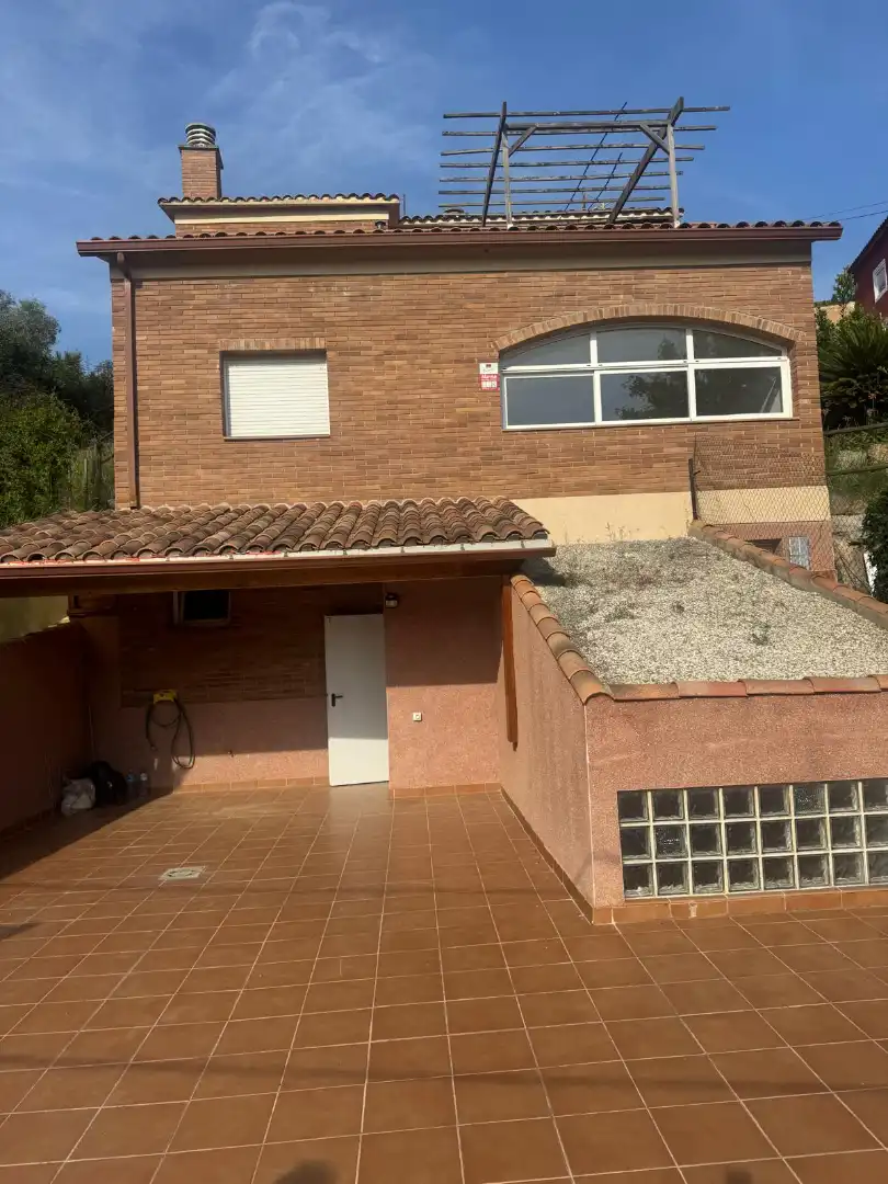 Vista exterior de Casa o xalet en venda en Cànoves I Samalús amb Calefacció, Jardí privat i Terrassa