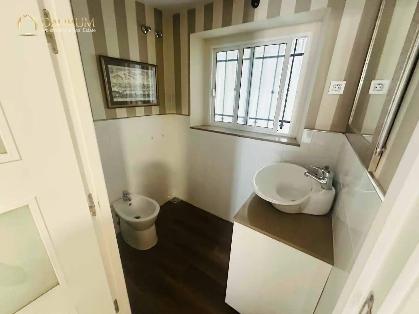 Bany de Casa o xalet en venda en Sevilla amb Terrassa