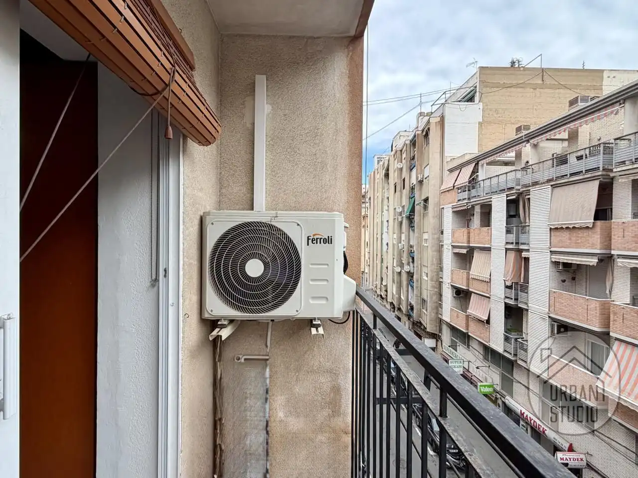 Terraza de Piso en venta en Alicante / Alacant con Aire acondicionado, Amueblado y Balcón