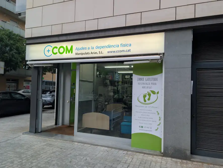 Local comercial en venda a Carrer d'Esteve Albert 47, imagen 2