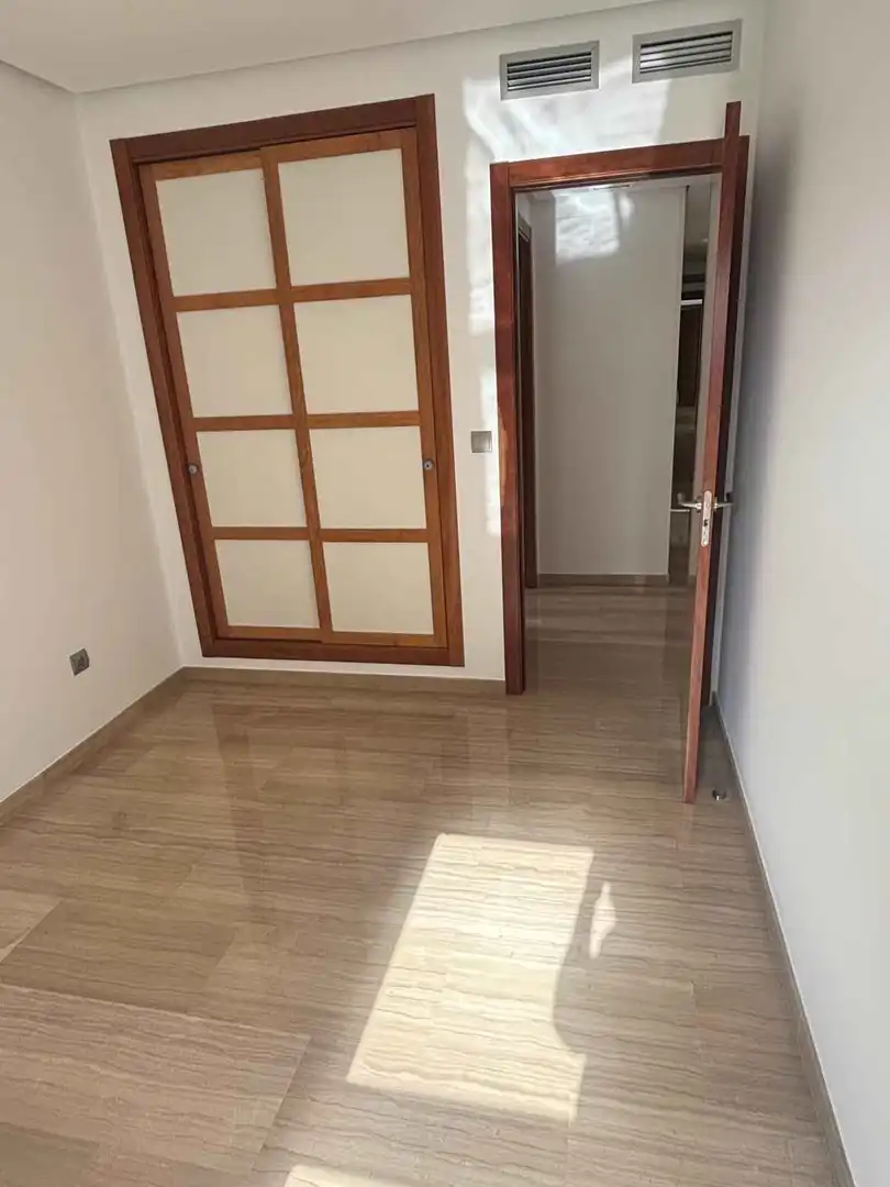 Wohnung zur Miete in Avinguda de les Corts Valencianes, 26, Barrio de Benicalap