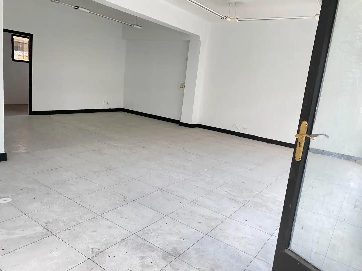 Local comercial en alquiler en Centro Urbano - Hirigunea, imagen 7
