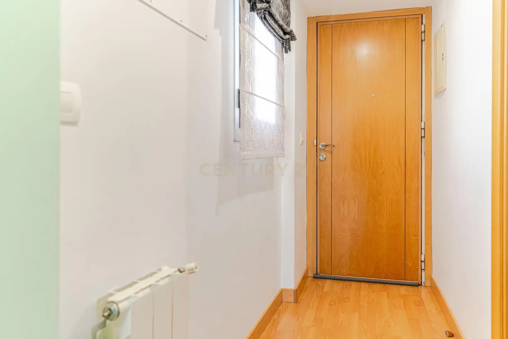 Flat for sale in Granada  with Air Conditioner