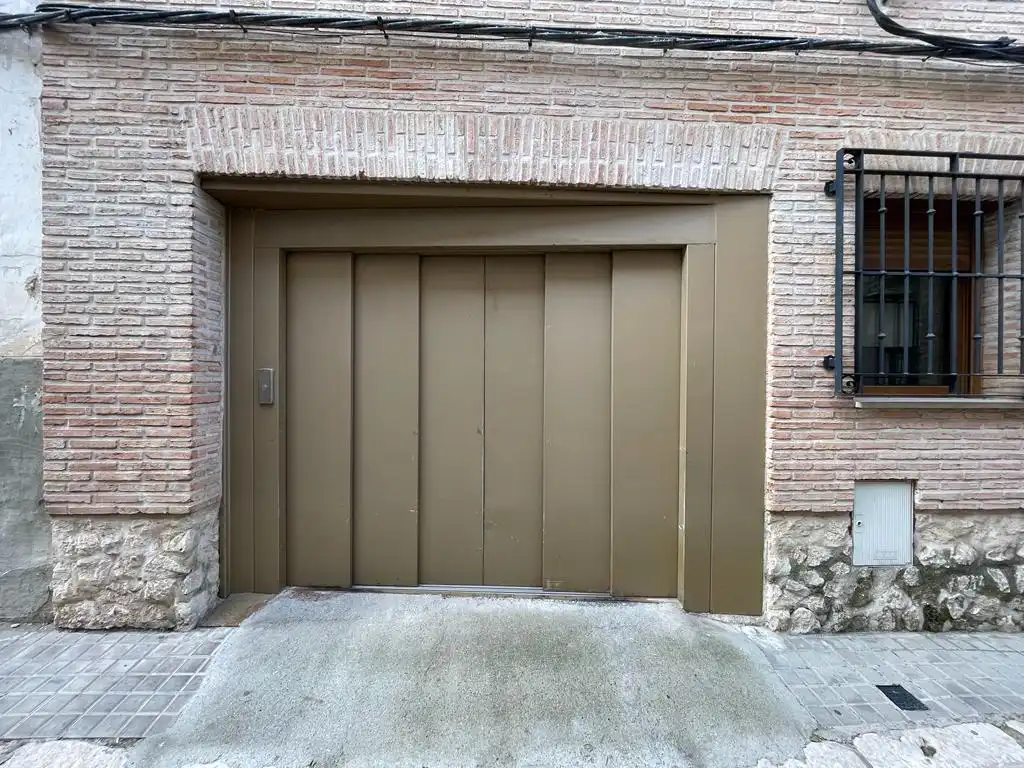 Garaje en venta en Marquina, Centro