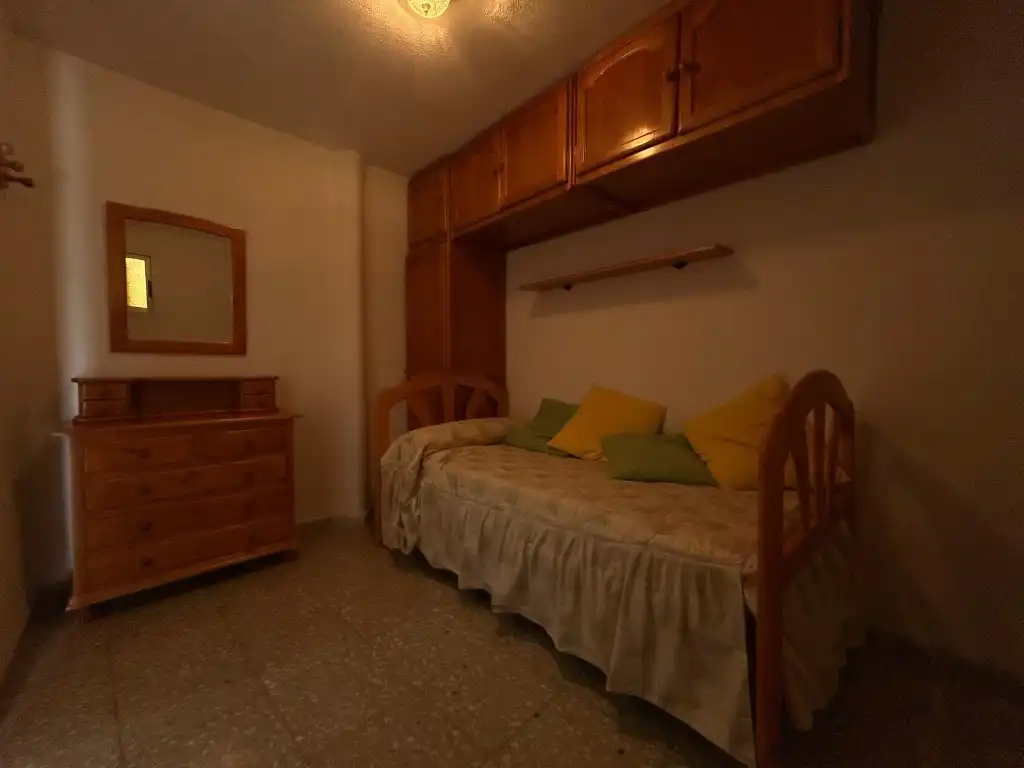 Habitación de Piso en venta en El Toro