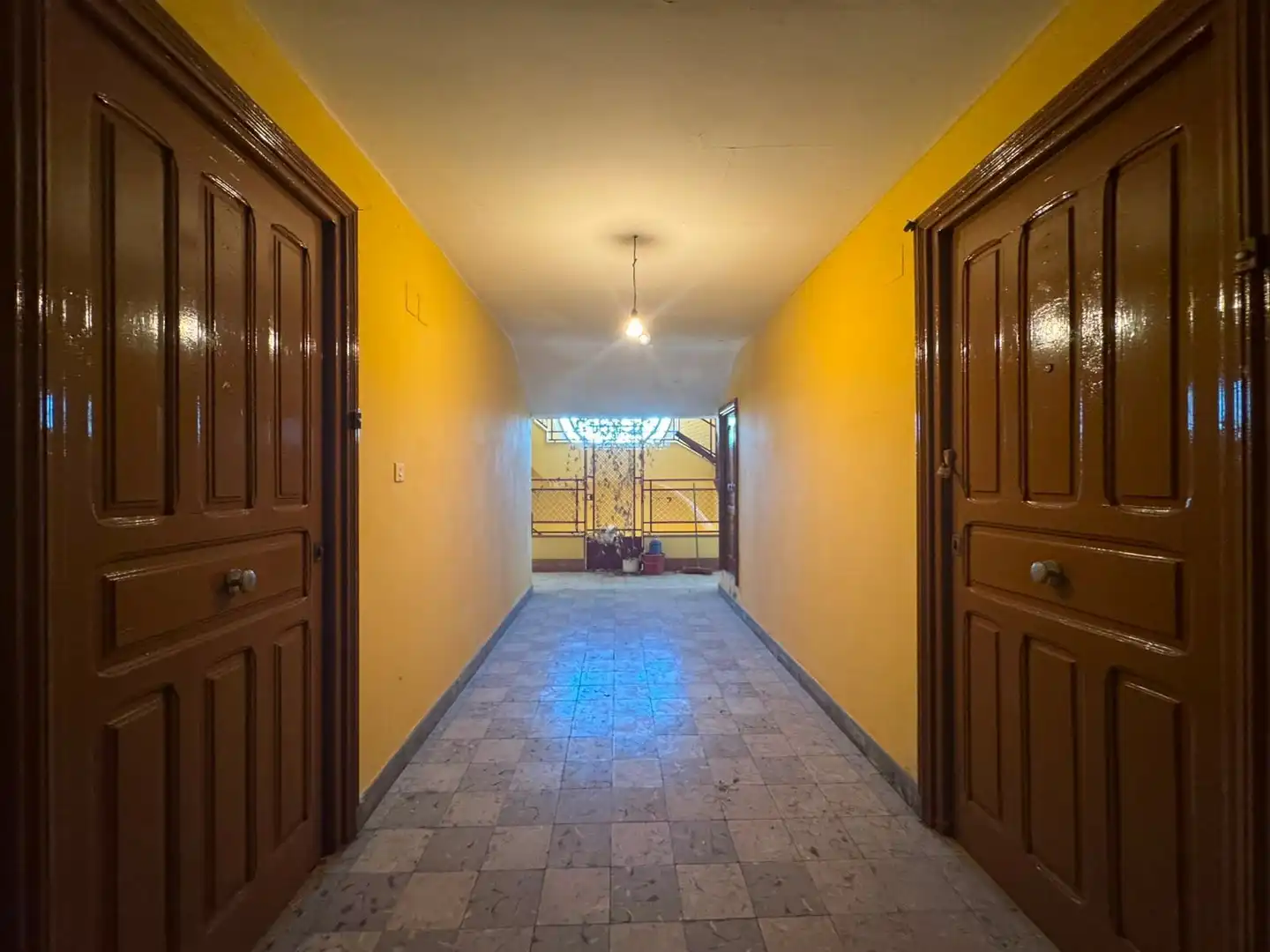 Buildings for sale in La Robla 