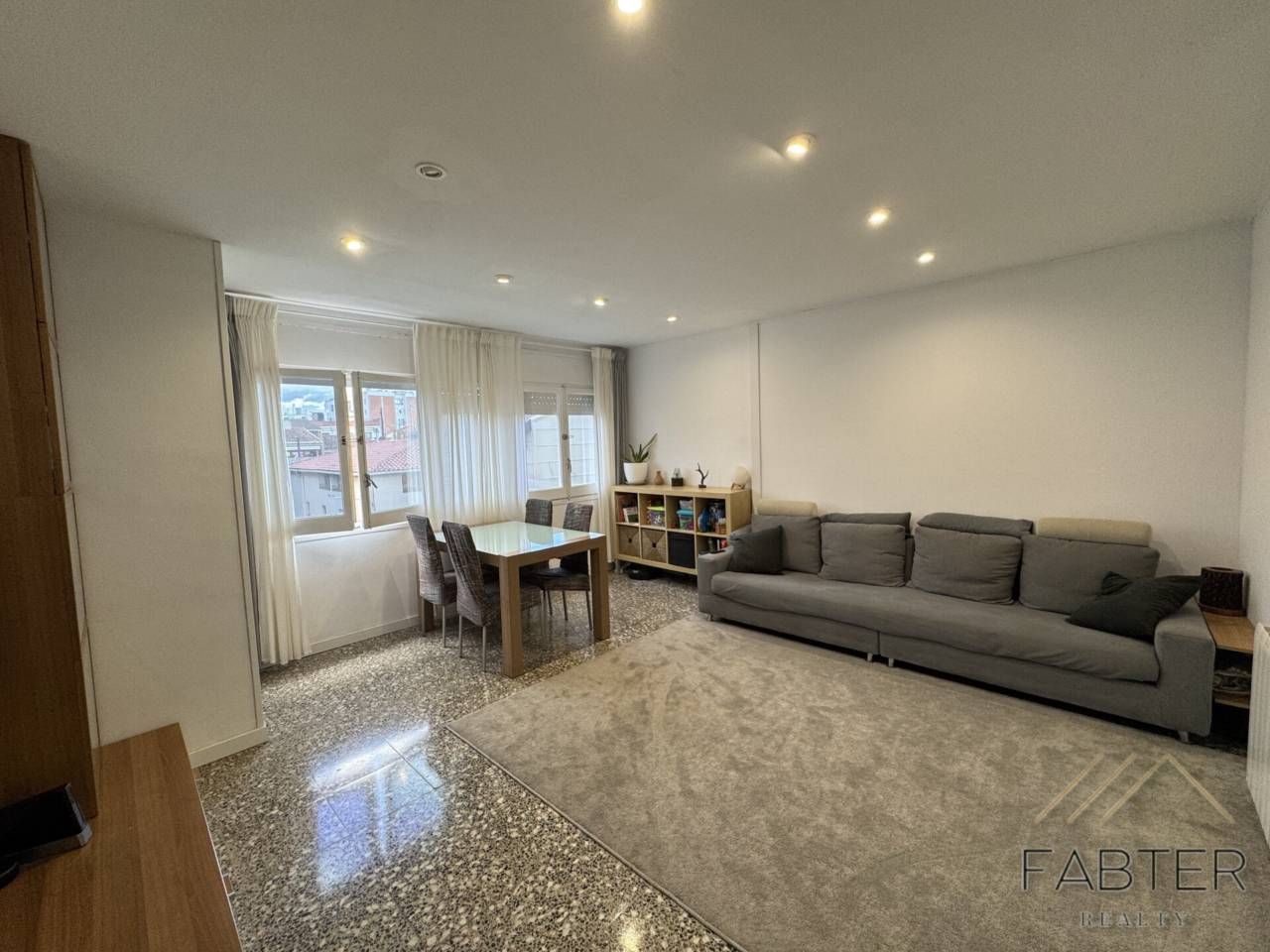 Living room of Flat for sale in Caldes de Montbui  with Air Conditioner, Heating and Furnished