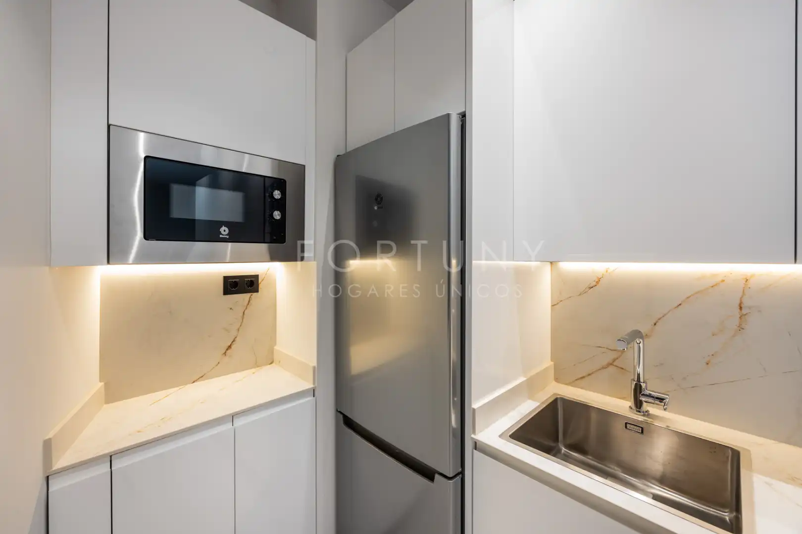 Cocina de Estudio en venta en Málaga con Aire acondicionado y Amueblado