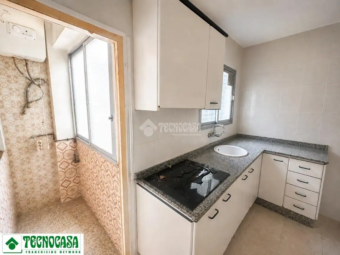 Kitchen of Flat for sale in Manises  with Air Conditioner, Heating and Balcony