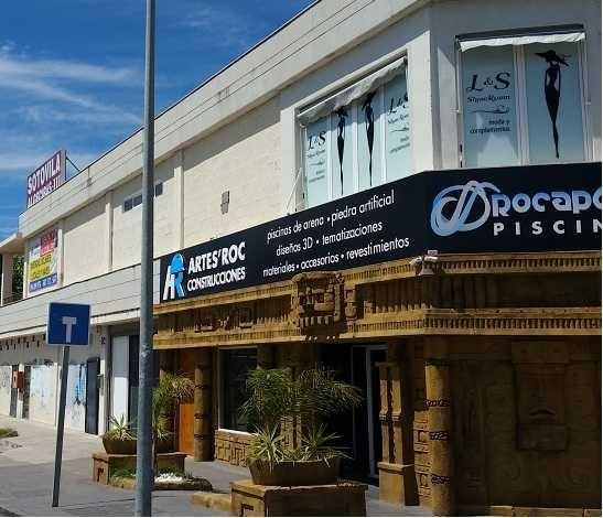 Premises for sale in Algeciras