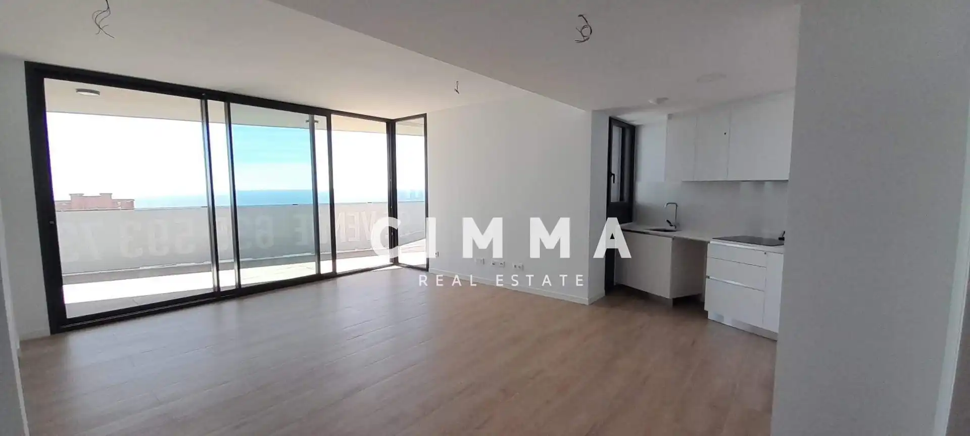 Piso con terraza en venta en Avenida del Alcalde Don Vicente Pérez Devesa, imagen 4