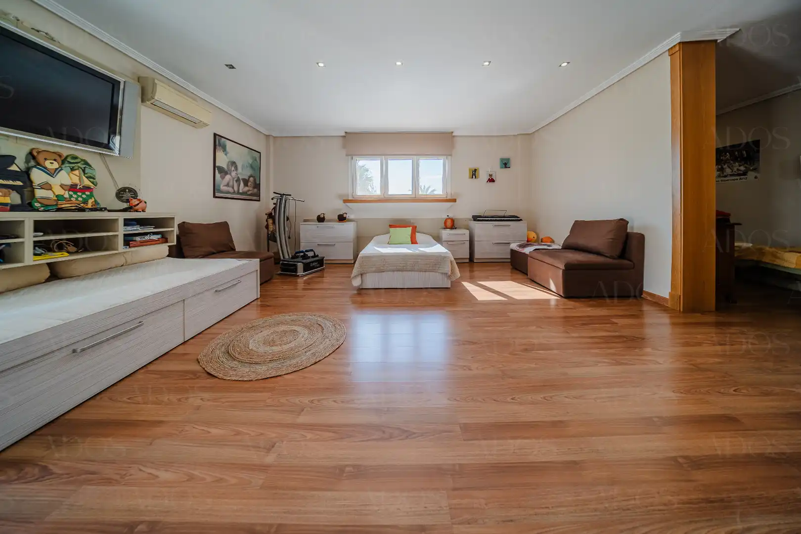 Houses for sale in Calle Fernando Casinello, Aguadulce Sur