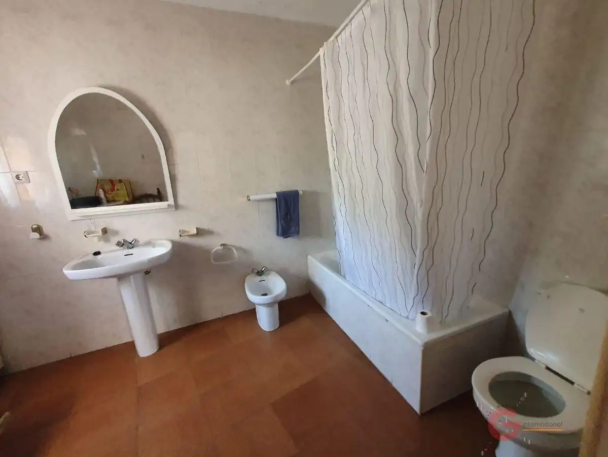 Country homes for sale in Busquístar