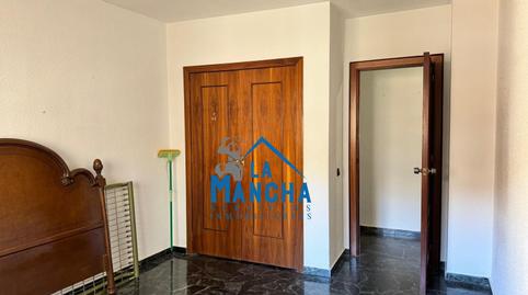 Foto 5 de Piso en venta en Calle Tejares, Carretas - Pajarita, Albacete Capital