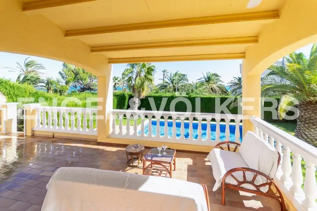 Chalet con piscina en venta en Carrer Margalló 42, imagen 4
