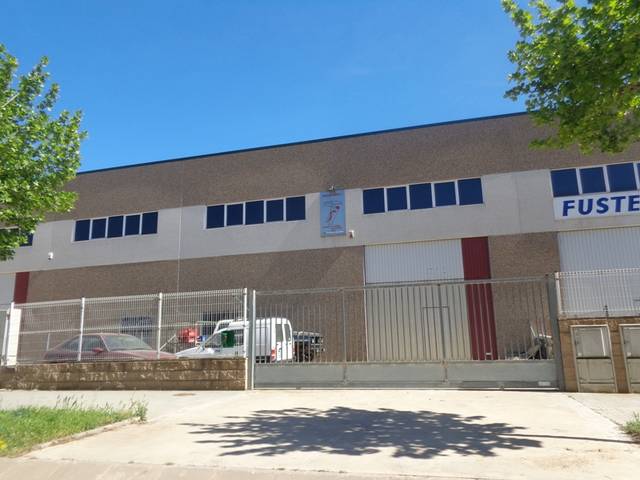 Nave industrial en Venta en Paseo de la Estación en Vilajuïga