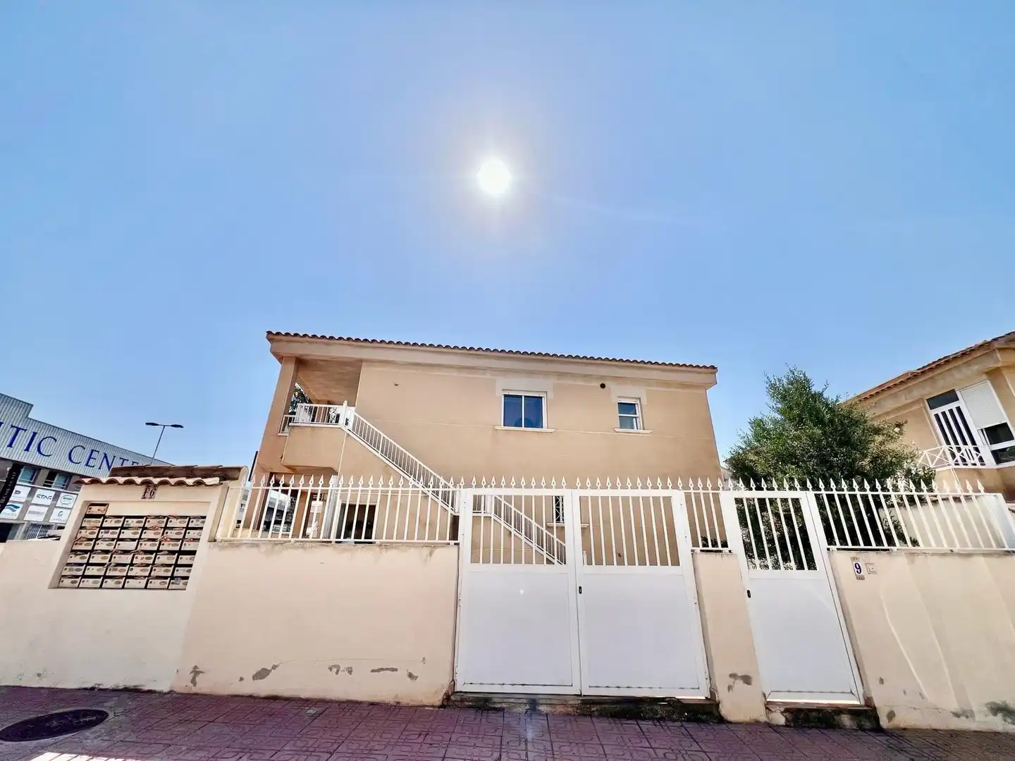 Vista exterior de Casa o chalet en venta en Torrevieja con Jardín privado, Terraza y Trastero