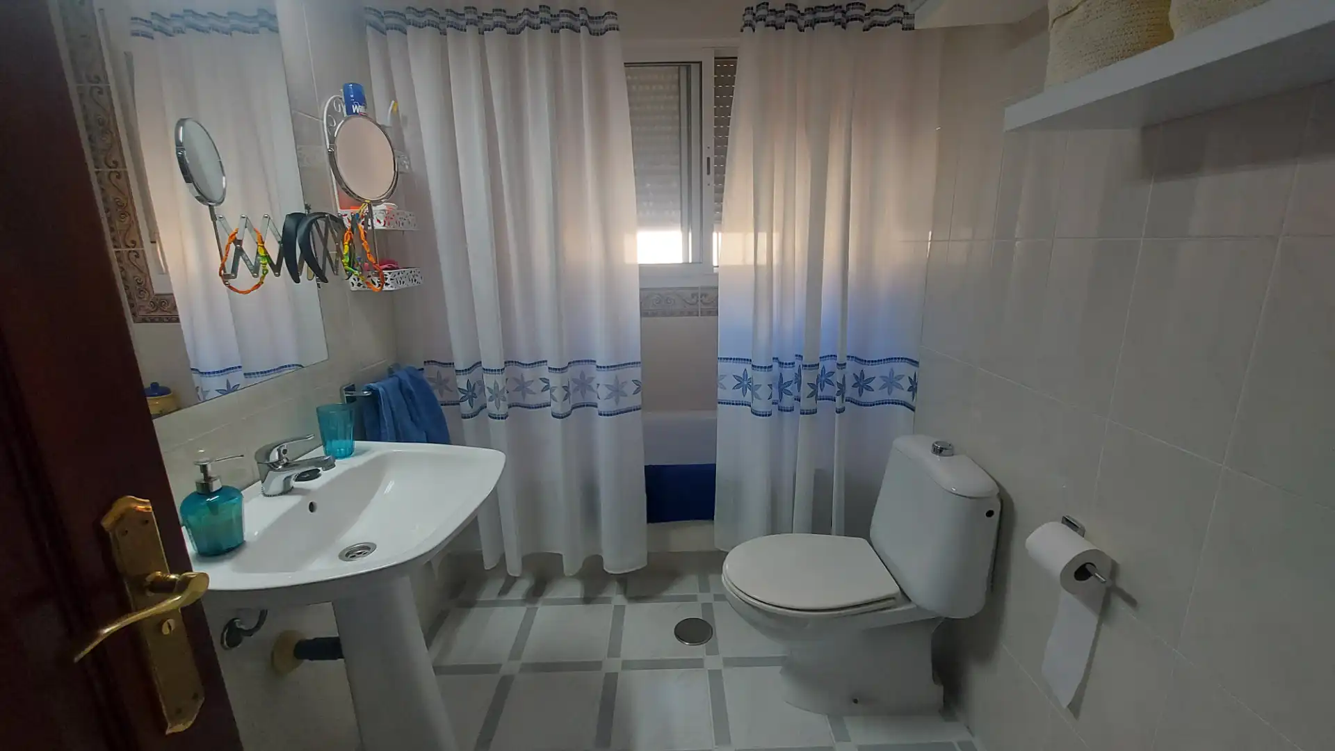 Bany de Casa o xalet en venda en Vélez-Málaga amb Piscina