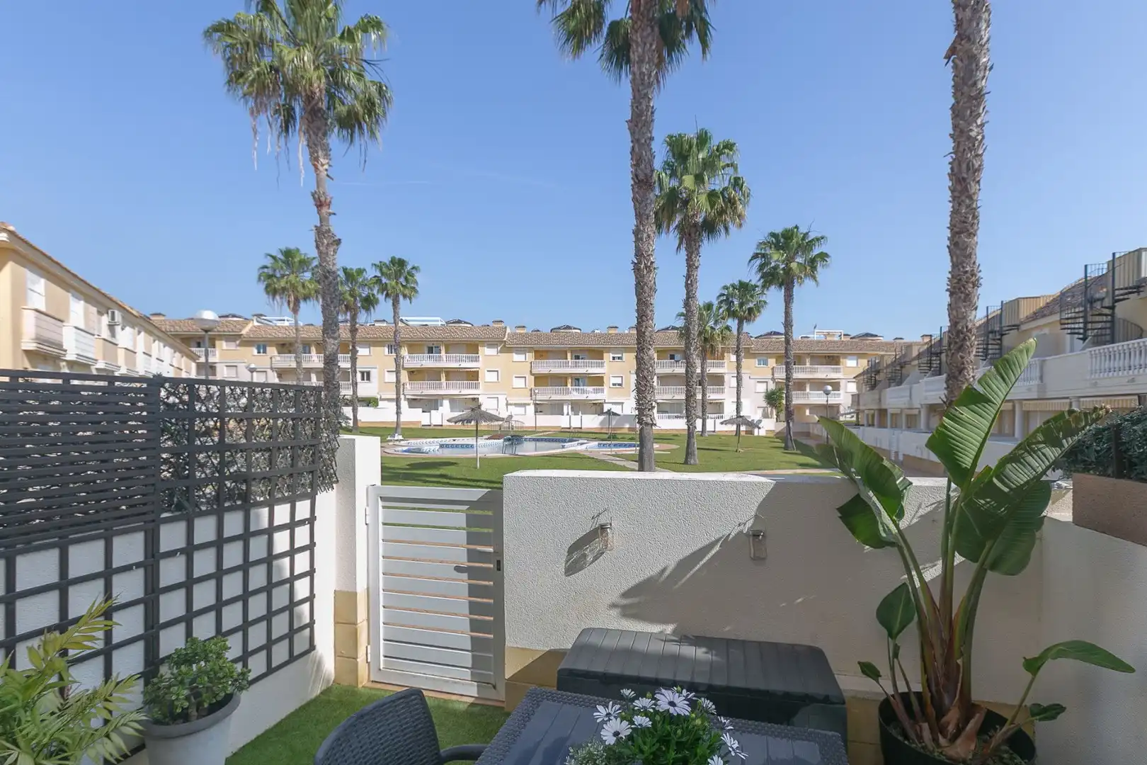 Casa con piscina en venta en Calle cabo de palos, imagen 4