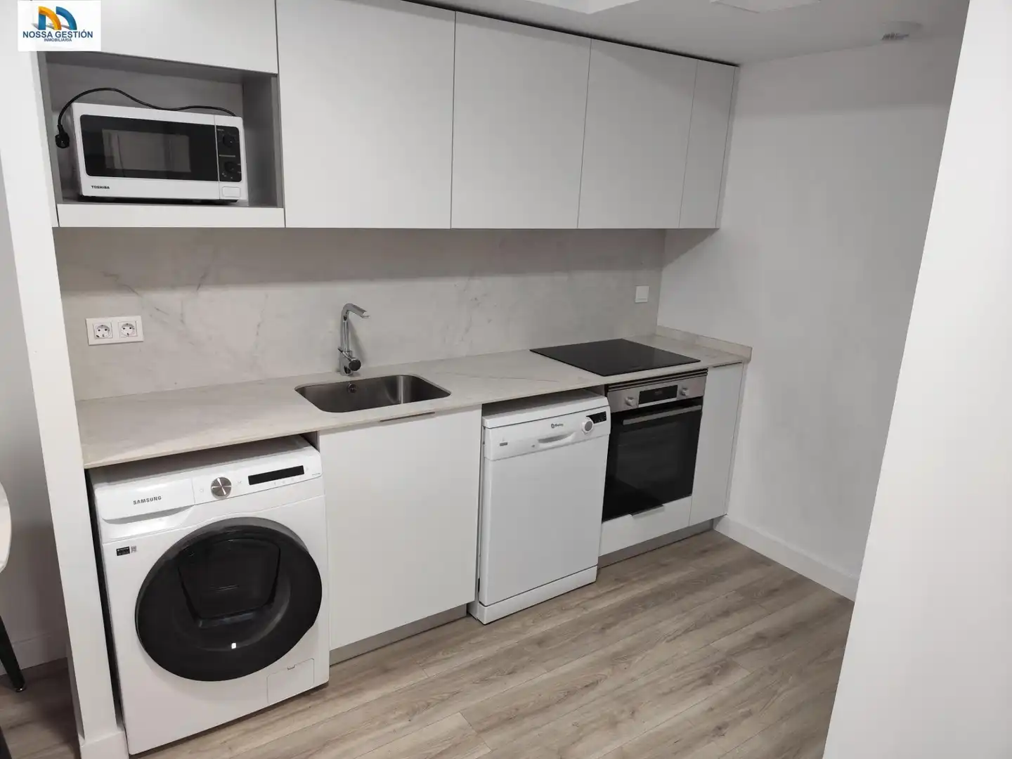 Cocina de Apartamento en venta en Valencia con Aire acondicionado, Jardín privado y Terraza