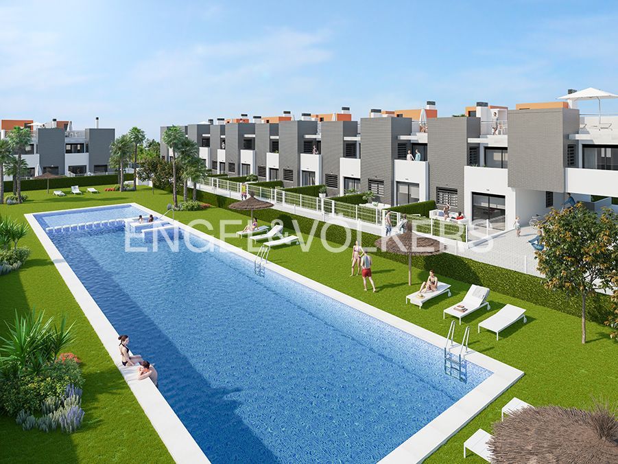Piscina de Ático en venta en Torrevieja con Aire acondicionado, Calefacción y Terraza