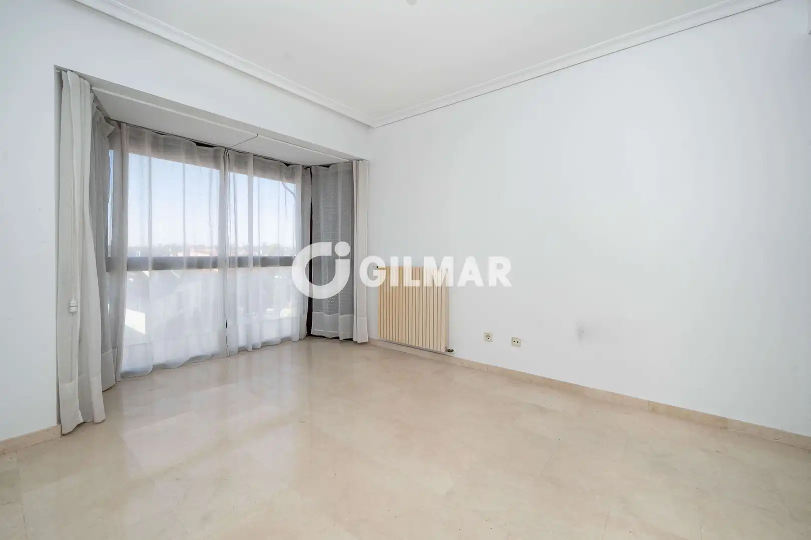 Bedroom of Flat for sale in Madrid  with Heating, Private garden and Storage room