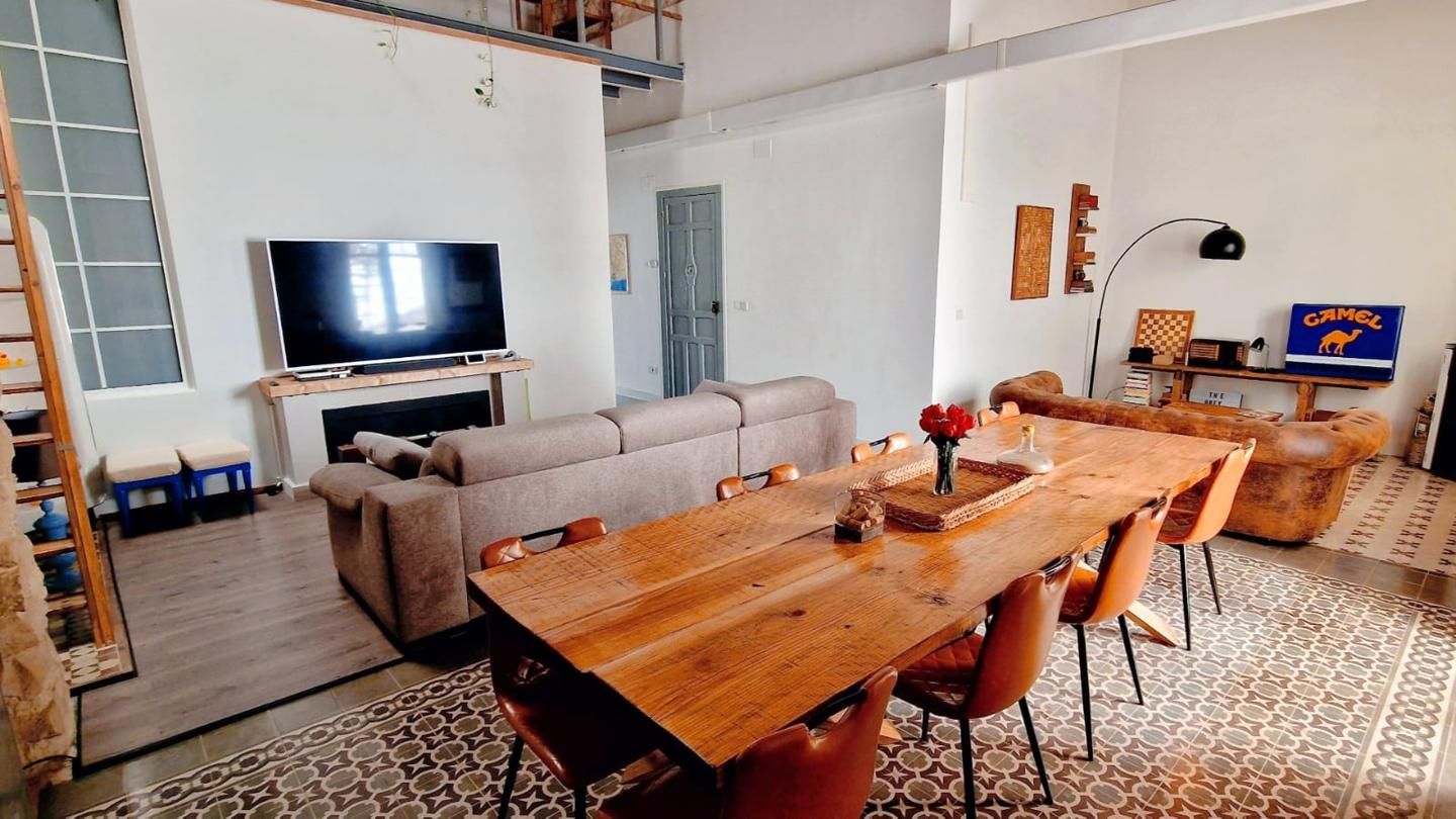 Sala d'estar de Casa o xalet en venda en Alicante / Alacant amb Aire condicionat, Jardí privat i Terrassa