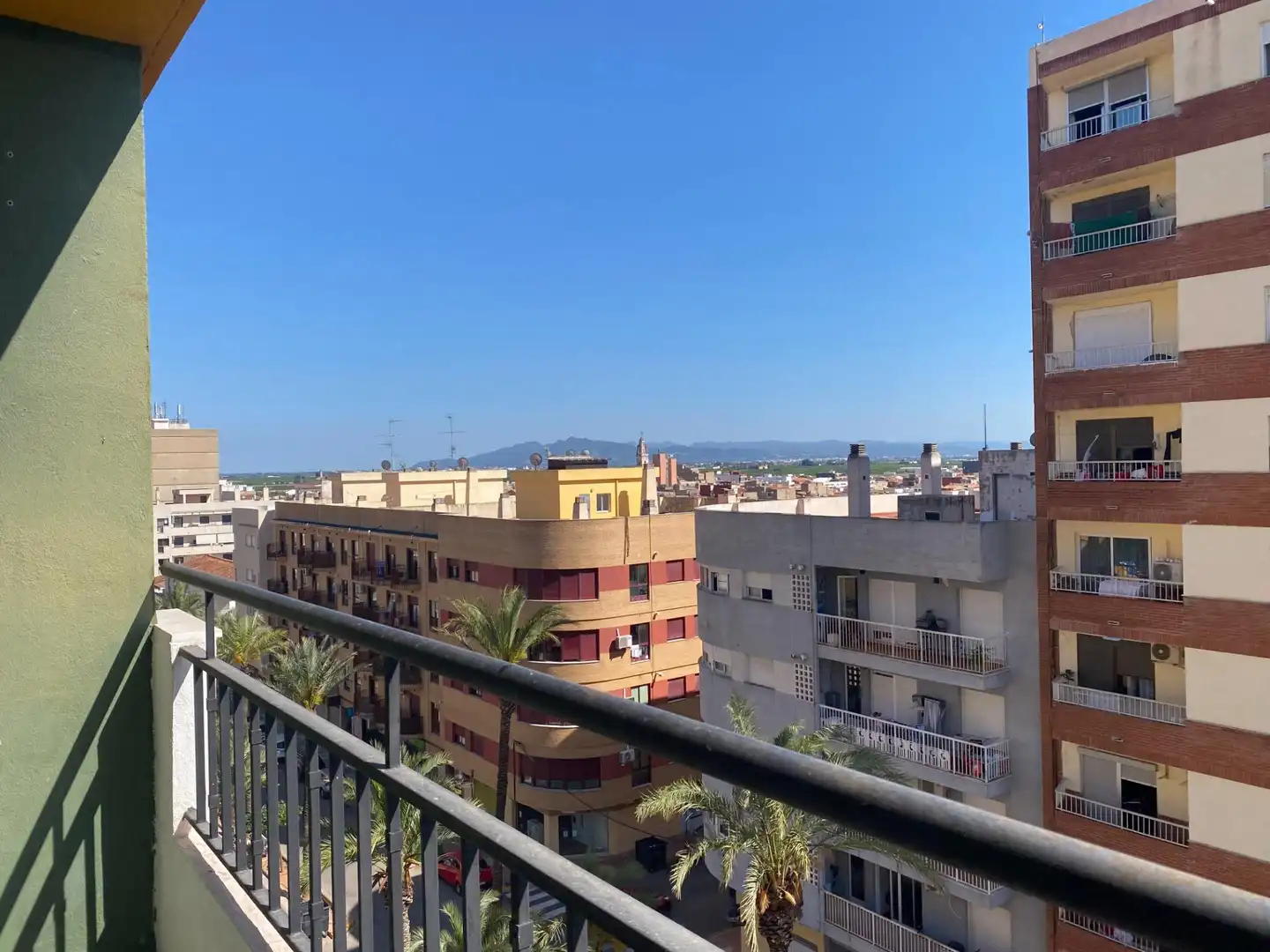 Vista exterior de Piso de alquiler en Alginet con Aire acondicionado, Amueblado y Balcón