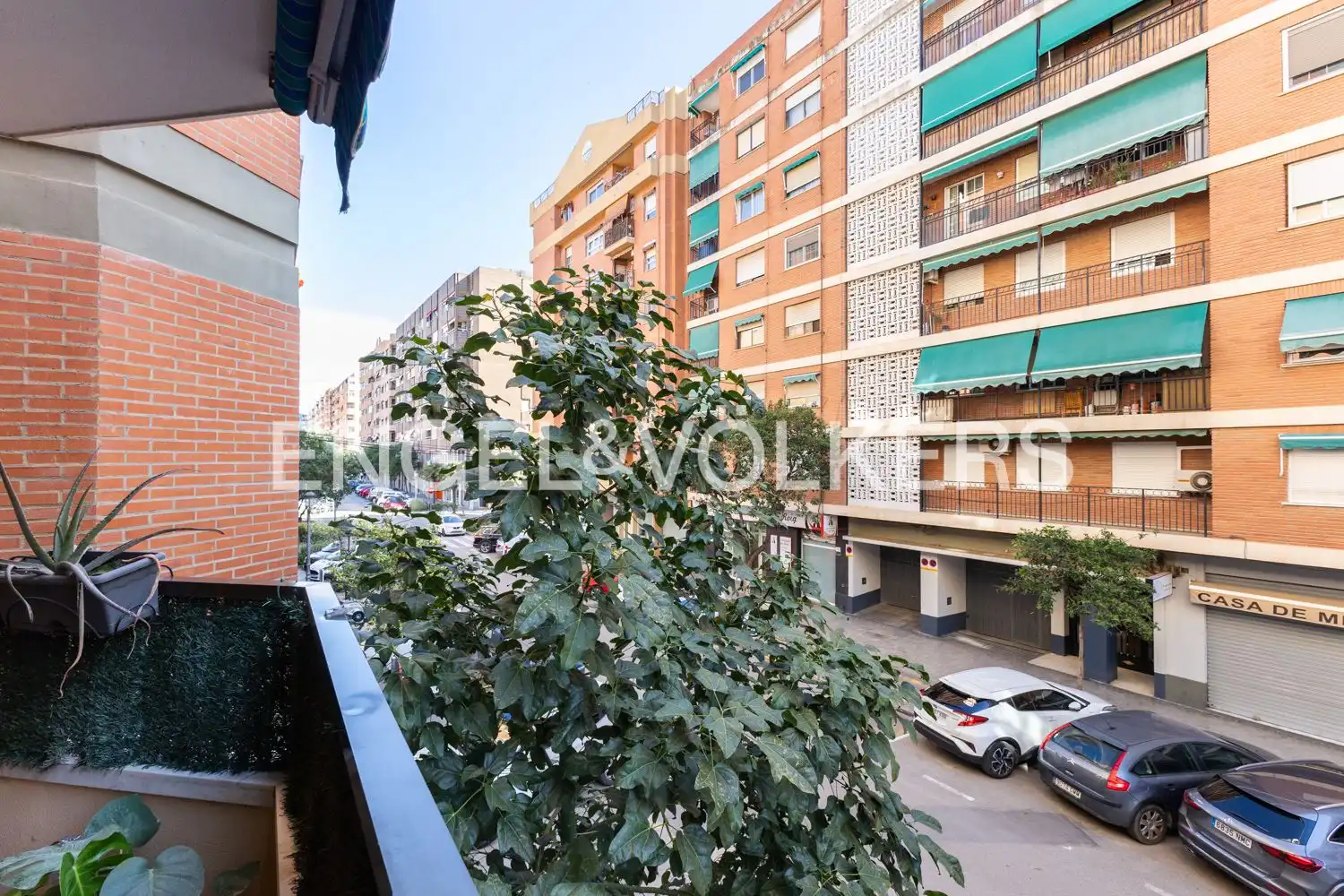 Vista exterior de Piso en venta en Valencia con Aire acondicionado, Calefacción y Parquet