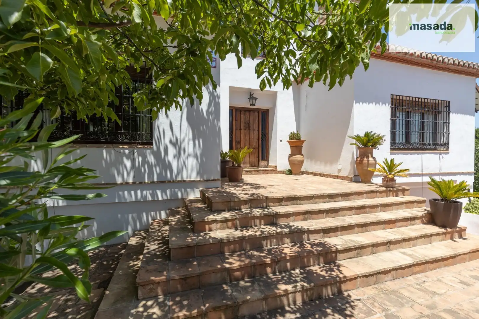 Casa o chalet en venta en Vegas del Genil con Jardín privado, Piscina y Alarma