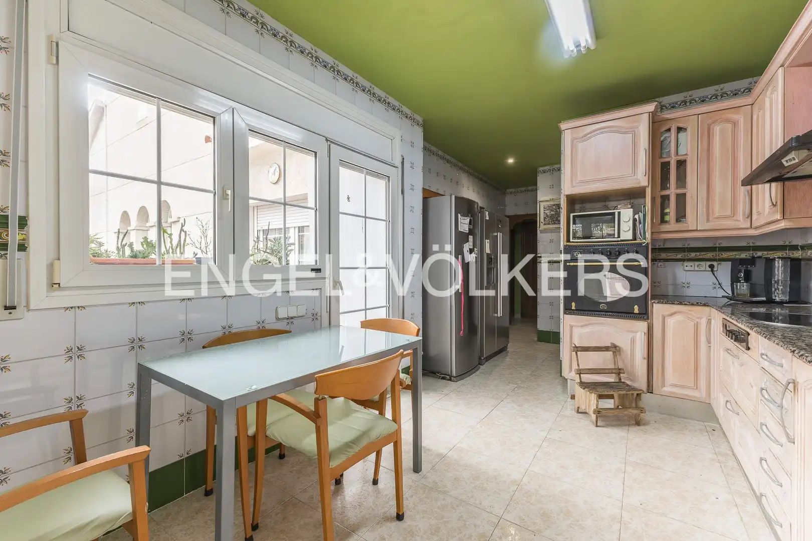 Kitchen of Houses for sale in Vallirana, Barcelona