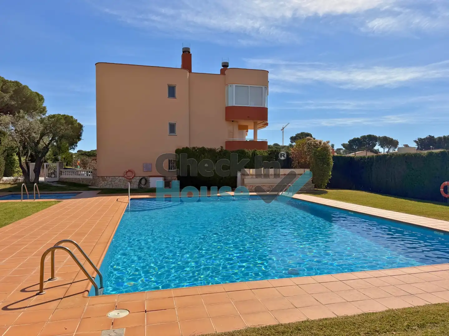 Piscina de Planta baja en venta en Castell d'Aro, Platja d'Aro i s'Agaró con Aire acondicionado, Jardín privado y Trastero