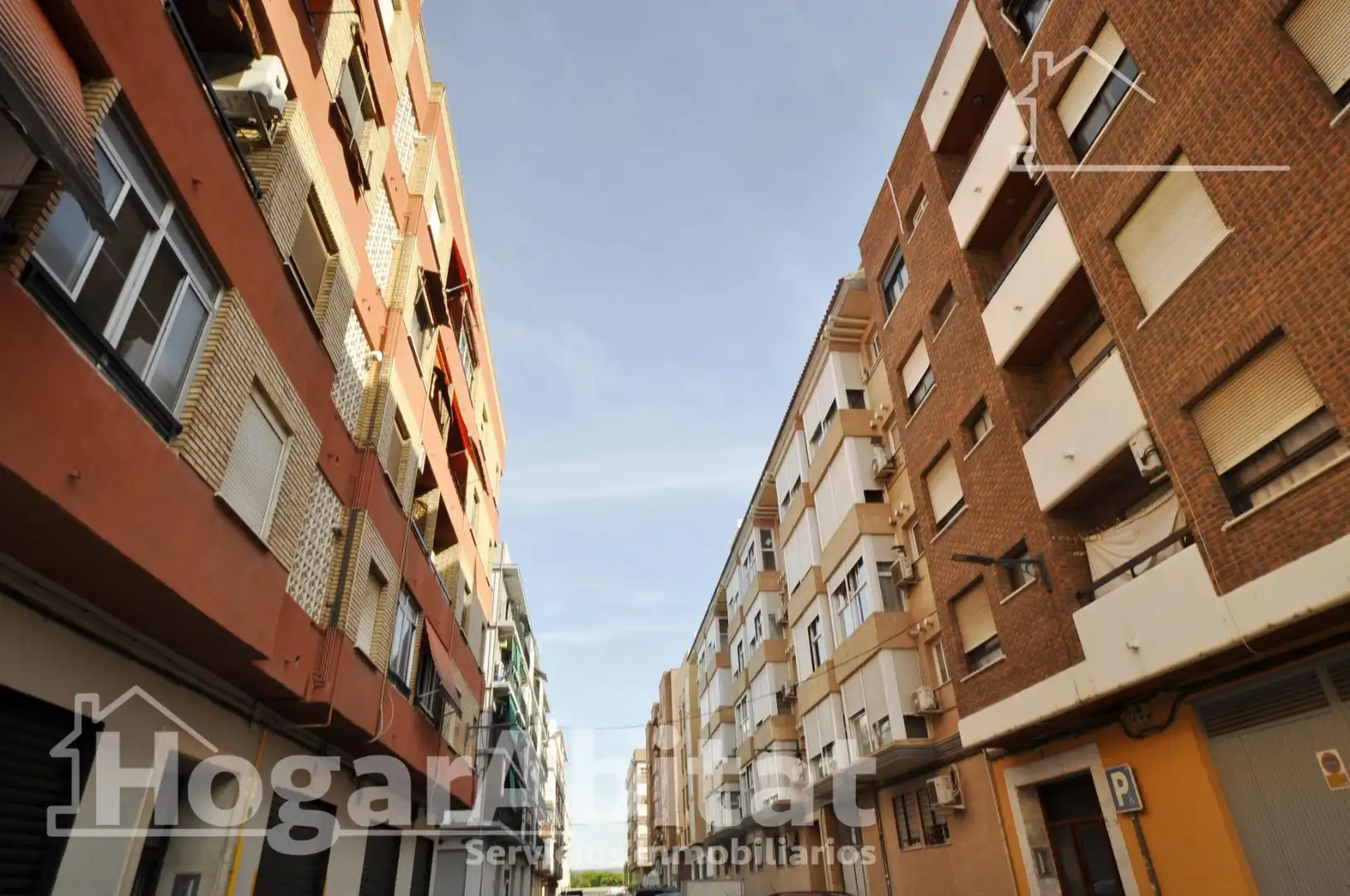 Vista exterior de Piso en venta en Xirivella con Aire acondicionado, Trastero y Balcón
