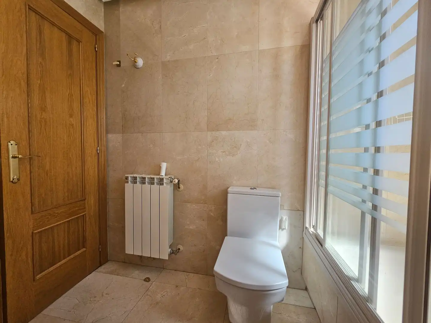 Bathroom of Houses for rent in Valdemorillo  with Air Conditioner, Heating and Private garden