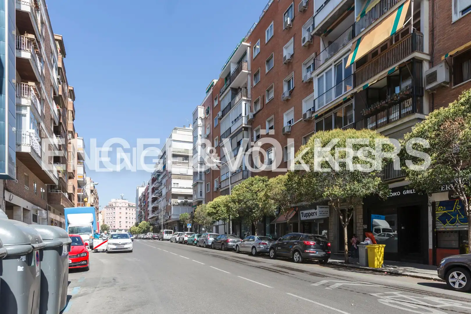 Vista exterior de Piso en venta en Madrid con Aire acondicionado, Calefacción y Parquet