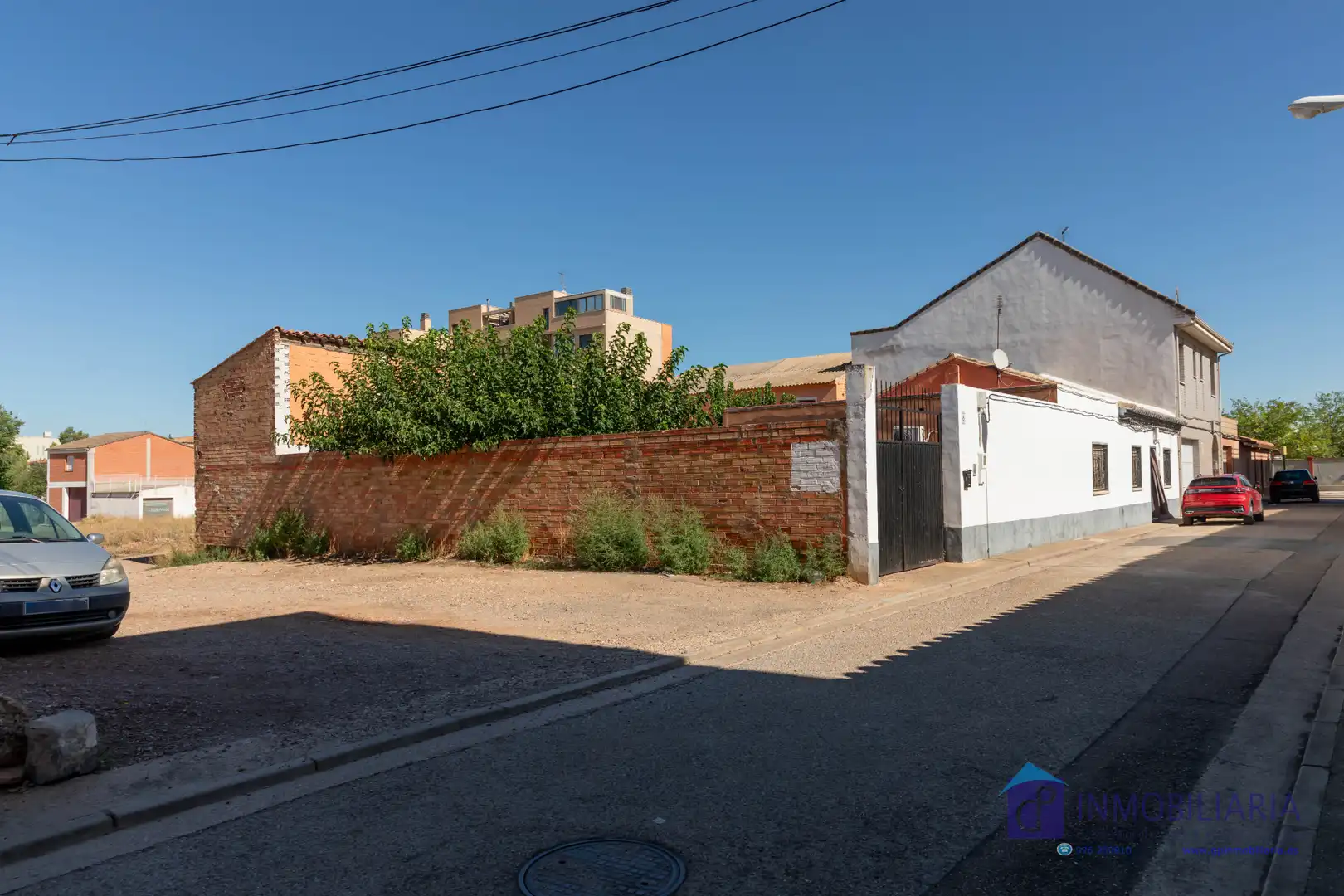 Außenansicht von Residential zum Verkauf in Zaragoza