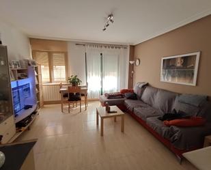 Living room of Apartment for sale in Salamanca Capital  with Heating and Balcony