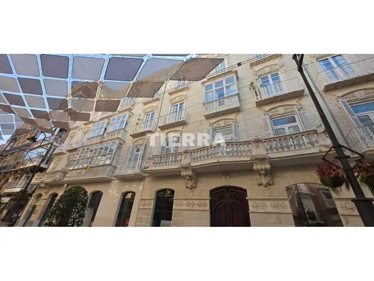 Oficina amb ascensor en venda a Calle carmen