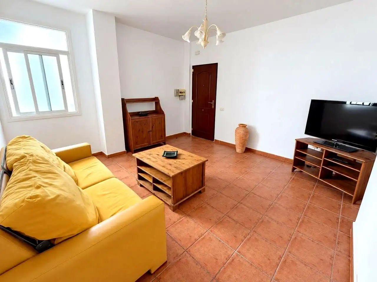 Flat en Calle Ramón y Cajal, Centro photo 2