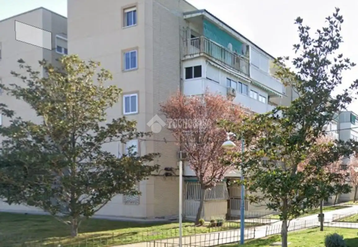 Vista exterior de Piso en venta en Parla con Aire acondicionado y Calefacción