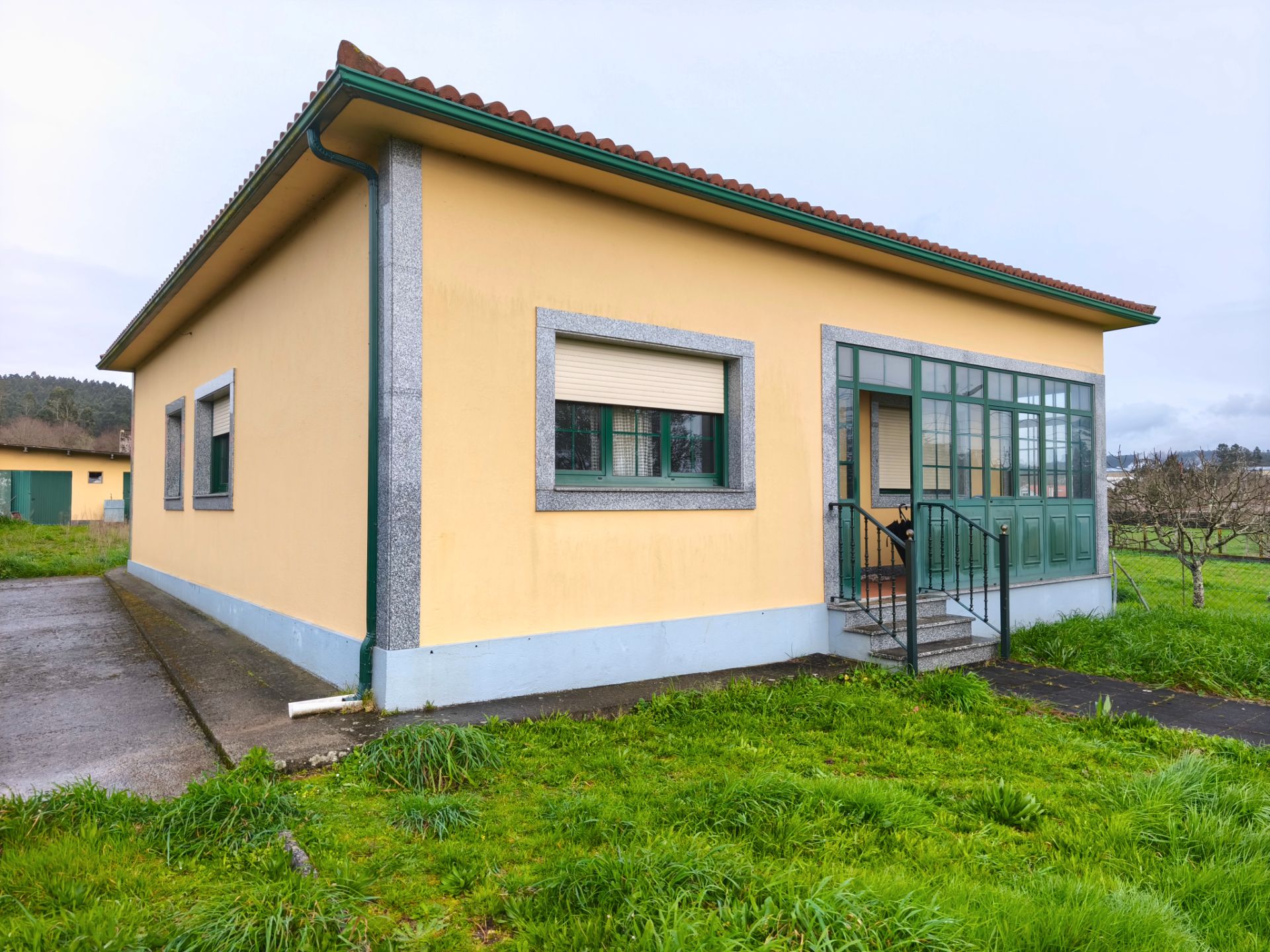 Exterior view of Houses for sale in Santiago de Compostela   with Heating, Private garden and Terrace