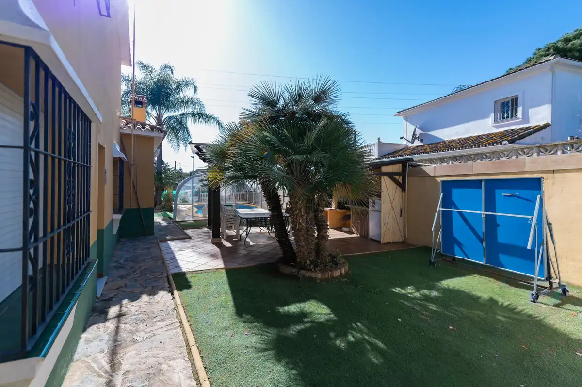 Jardín de Casa adosada en venta en Marbella con Aire acondicionado y Terraza